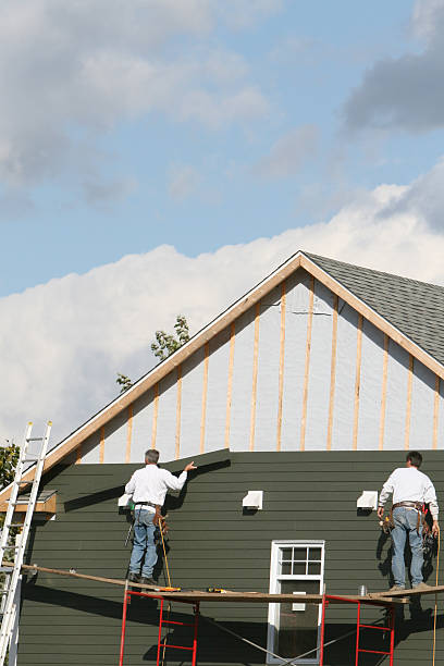 Best Siding Painting and Refinishing  in Manchester Center, VT